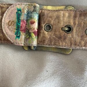 Michal Negrin belt